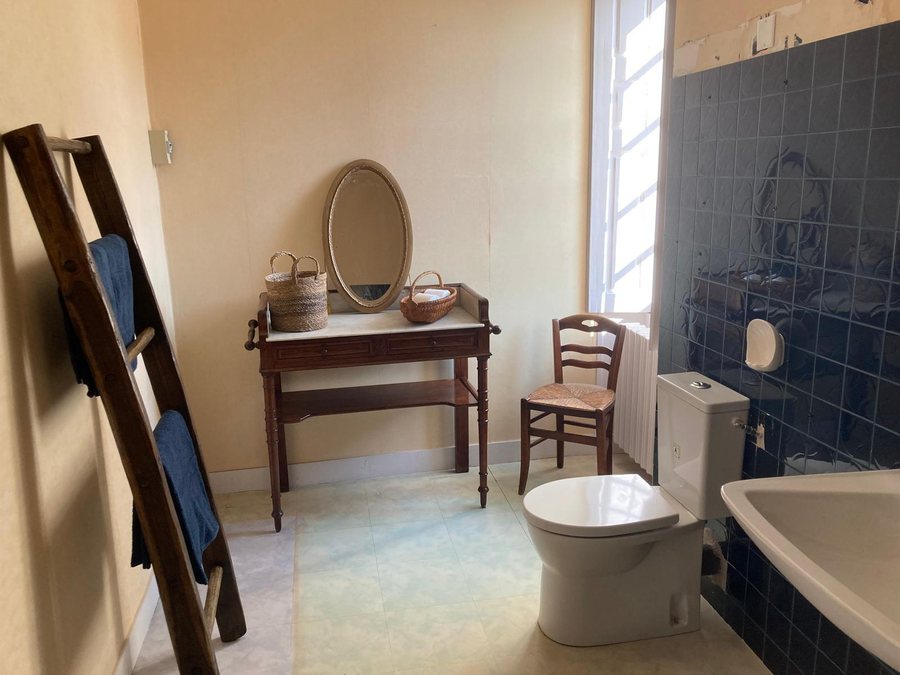 Salle de bain de la chambre Hortense, autre vue